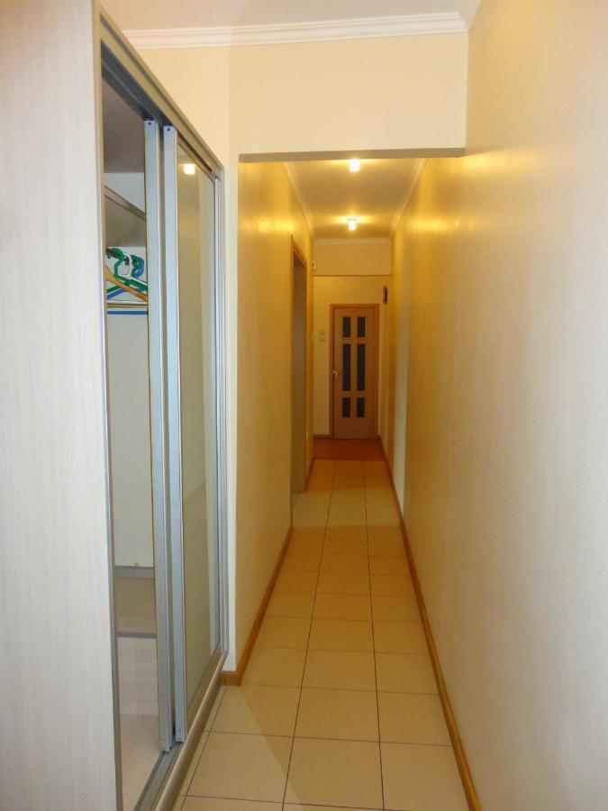 Central Apartment Riepnieku Street Riga Bagian luar foto